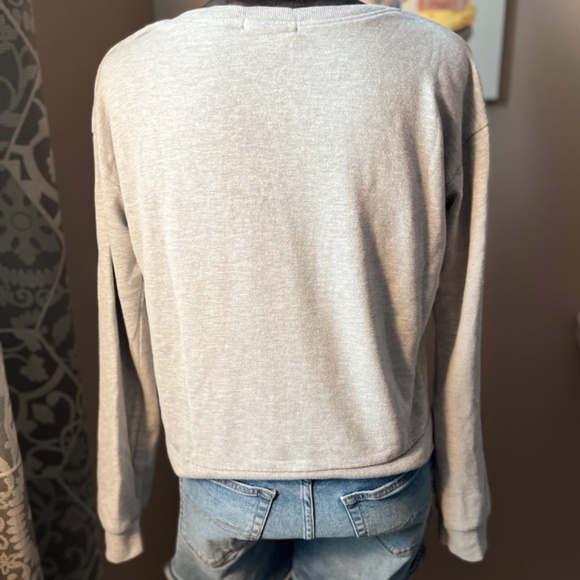 Sweatshirt - Picture 2 of 3